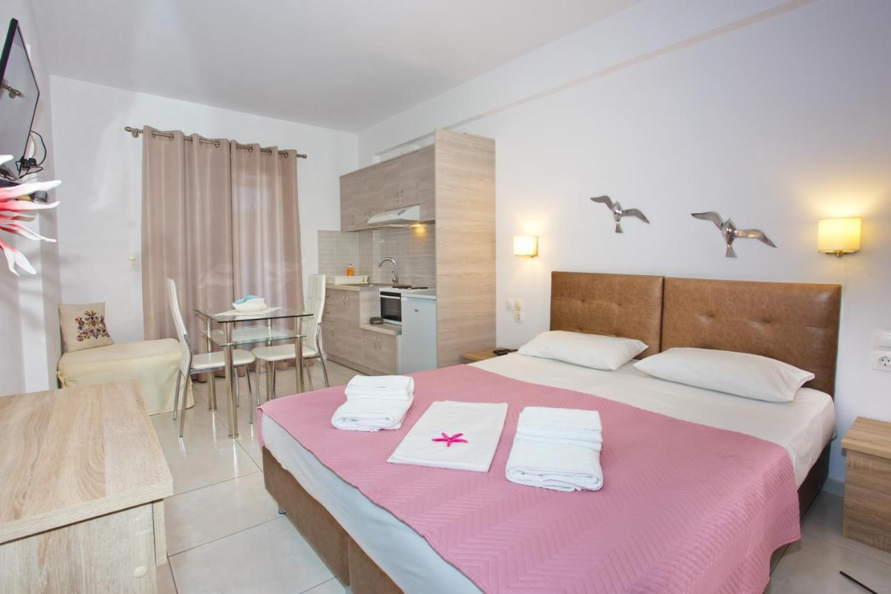 Aspous Studios And Rooms Скирос Екстериор снимка