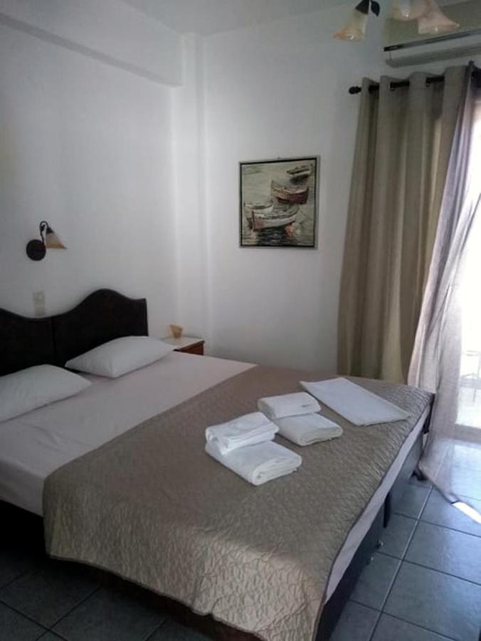 Aspous Studios And Rooms Скирос Екстериор снимка