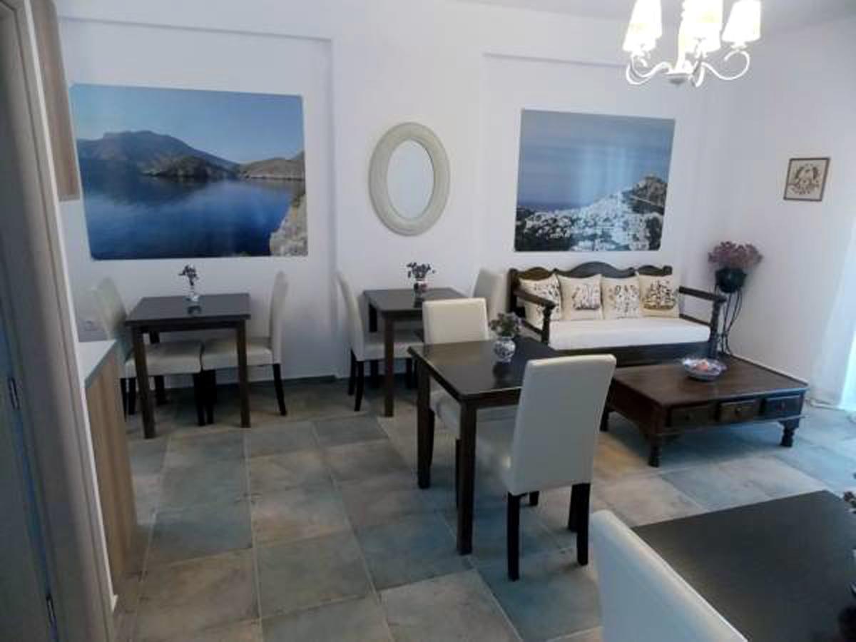 Aspous Studios And Rooms Скирос Екстериор снимка